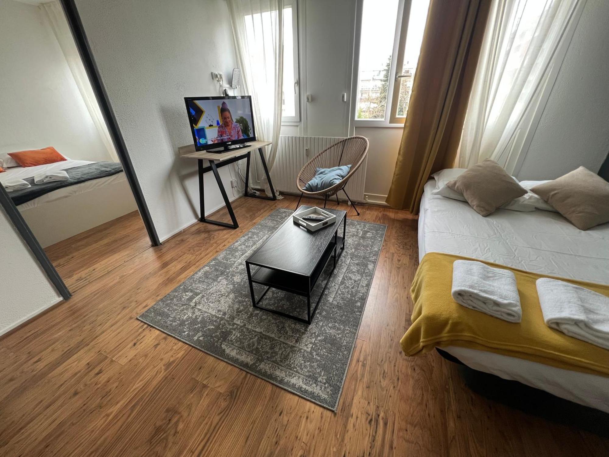 Mon Palmier Grand Appartement Parking Un-Sejour-A-Part Metz Luaran gambar