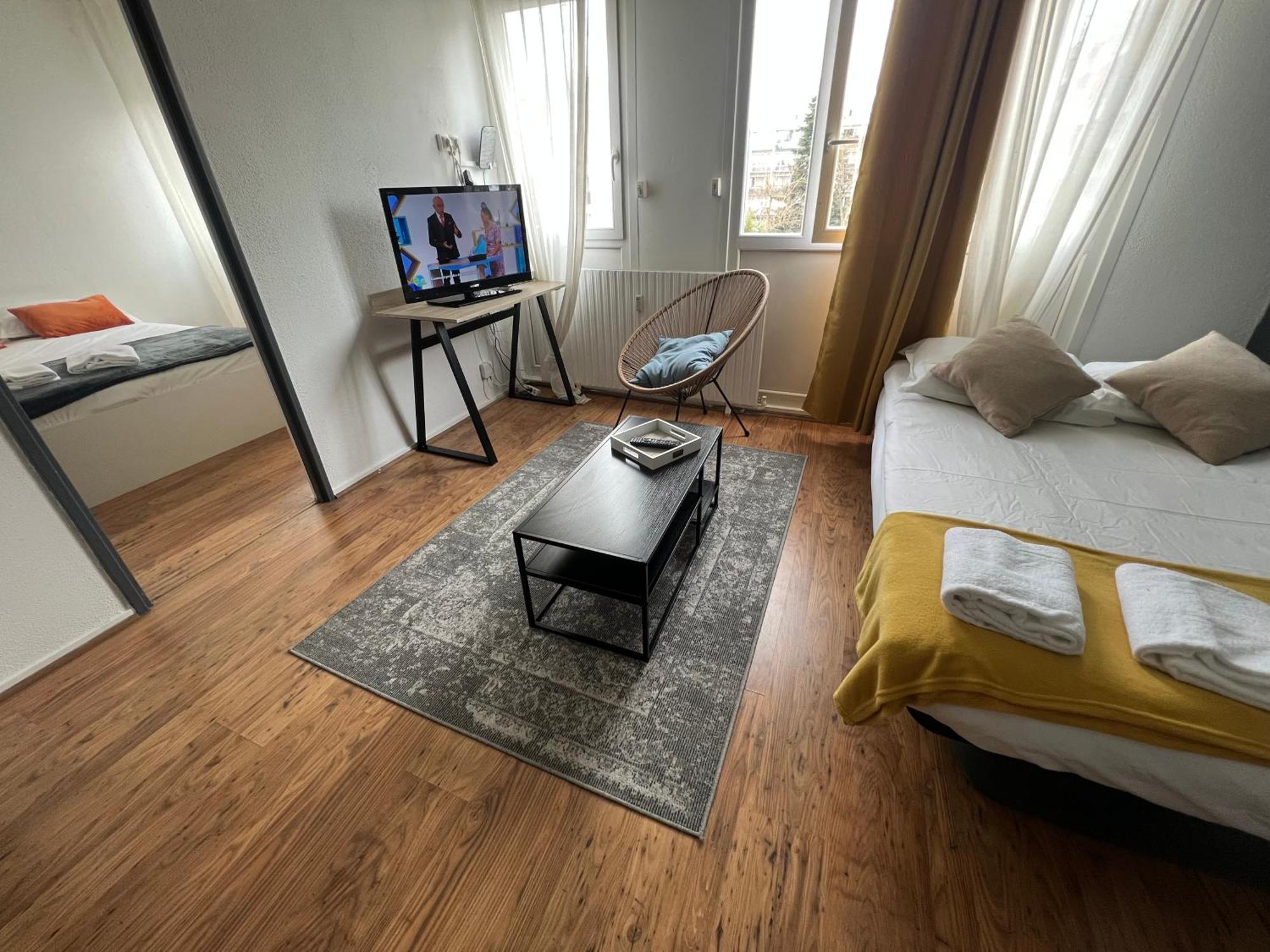 Mon Palmier Grand Appartement Parking Un-Sejour-A-Part Metz Luaran gambar