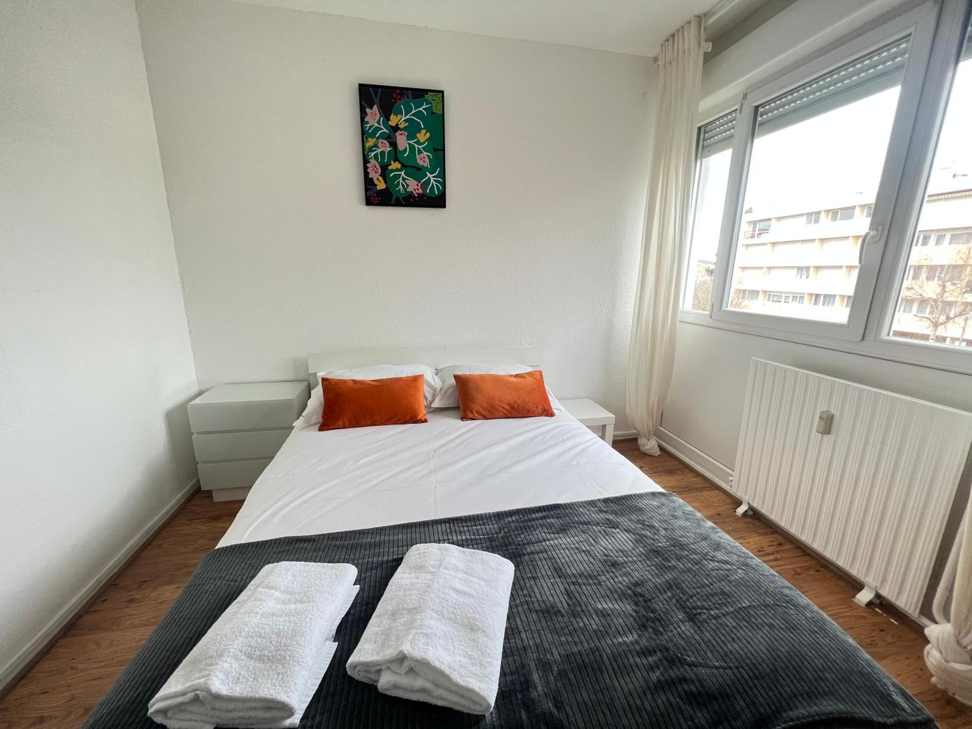 Mon Palmier Grand Appartement Parking Un-Sejour-A-Part Metz Luaran gambar