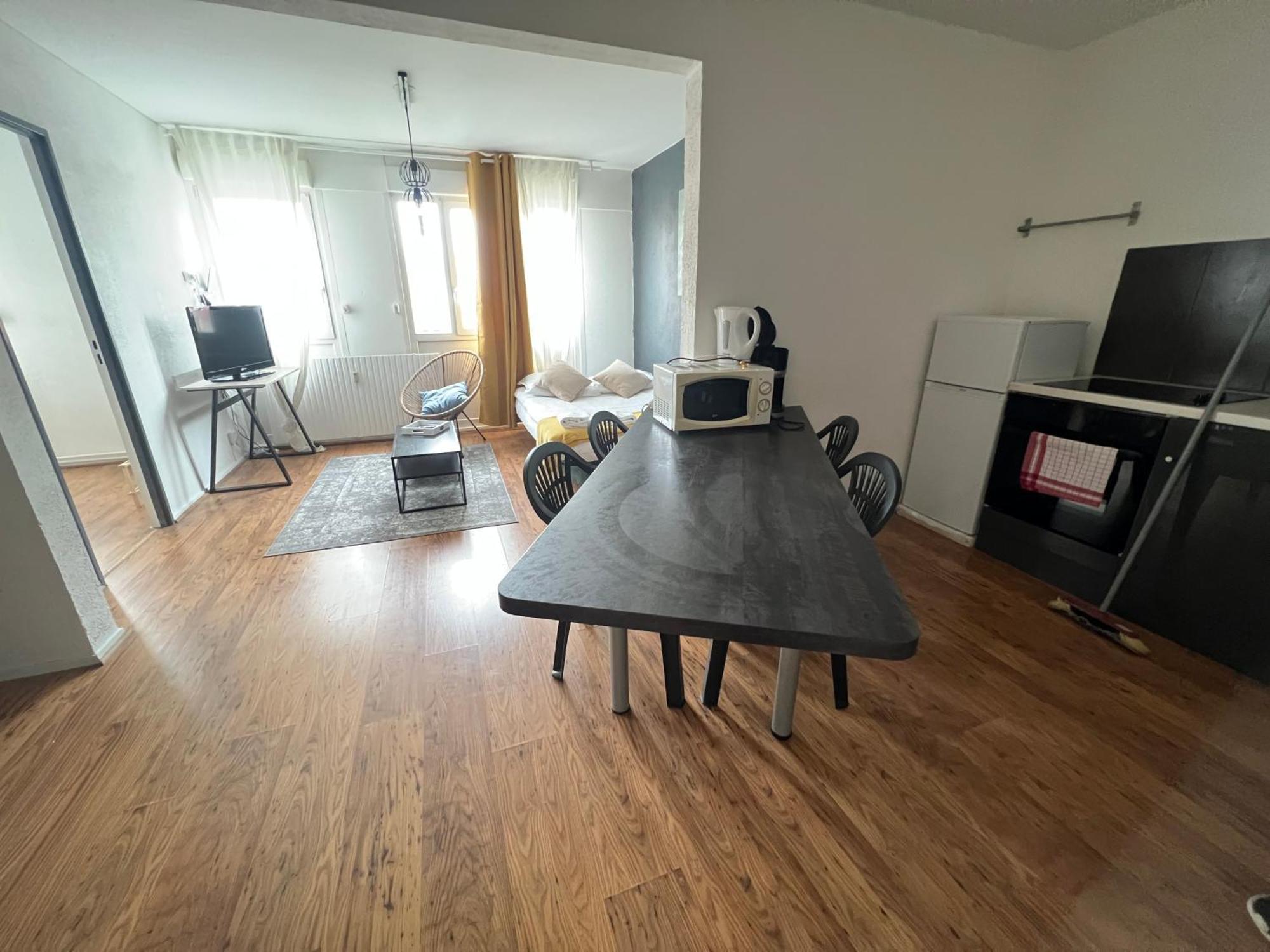 Mon Palmier Grand Appartement Parking Un-Sejour-A-Part Metz Luaran gambar